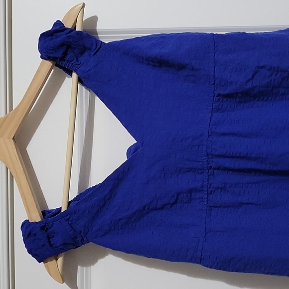 ✅✅ SOLD ✅✅Old Navy Women's Blue Fit & Flare Tiered Seersucker All-Day Maxi Dress - Picture 4 of 6